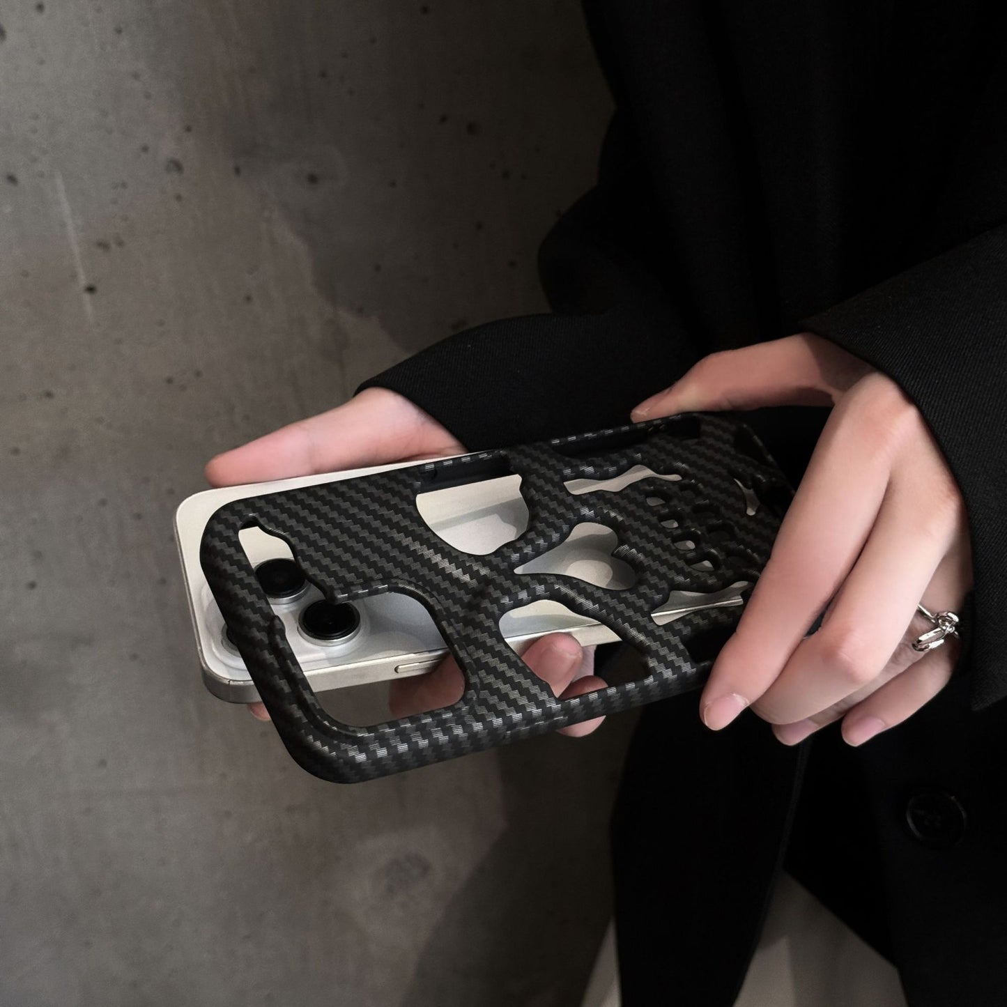 Carbon Fiber Skullcap Series Case