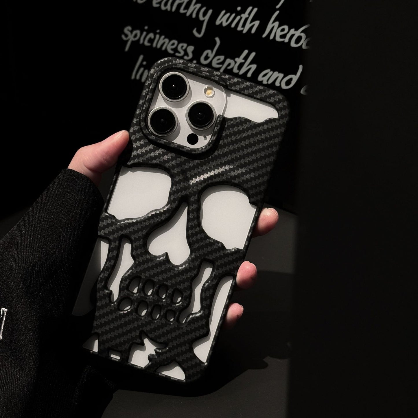 Carbon Fiber Skullcap Series Case