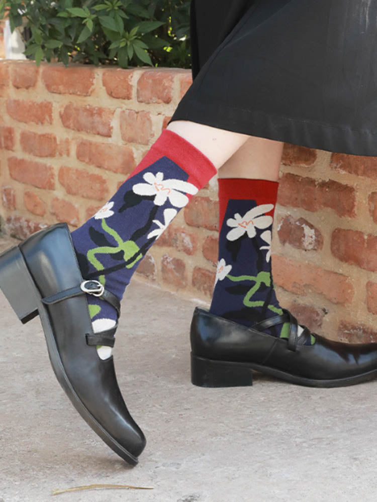 Floral Pattern Split Toe Socks