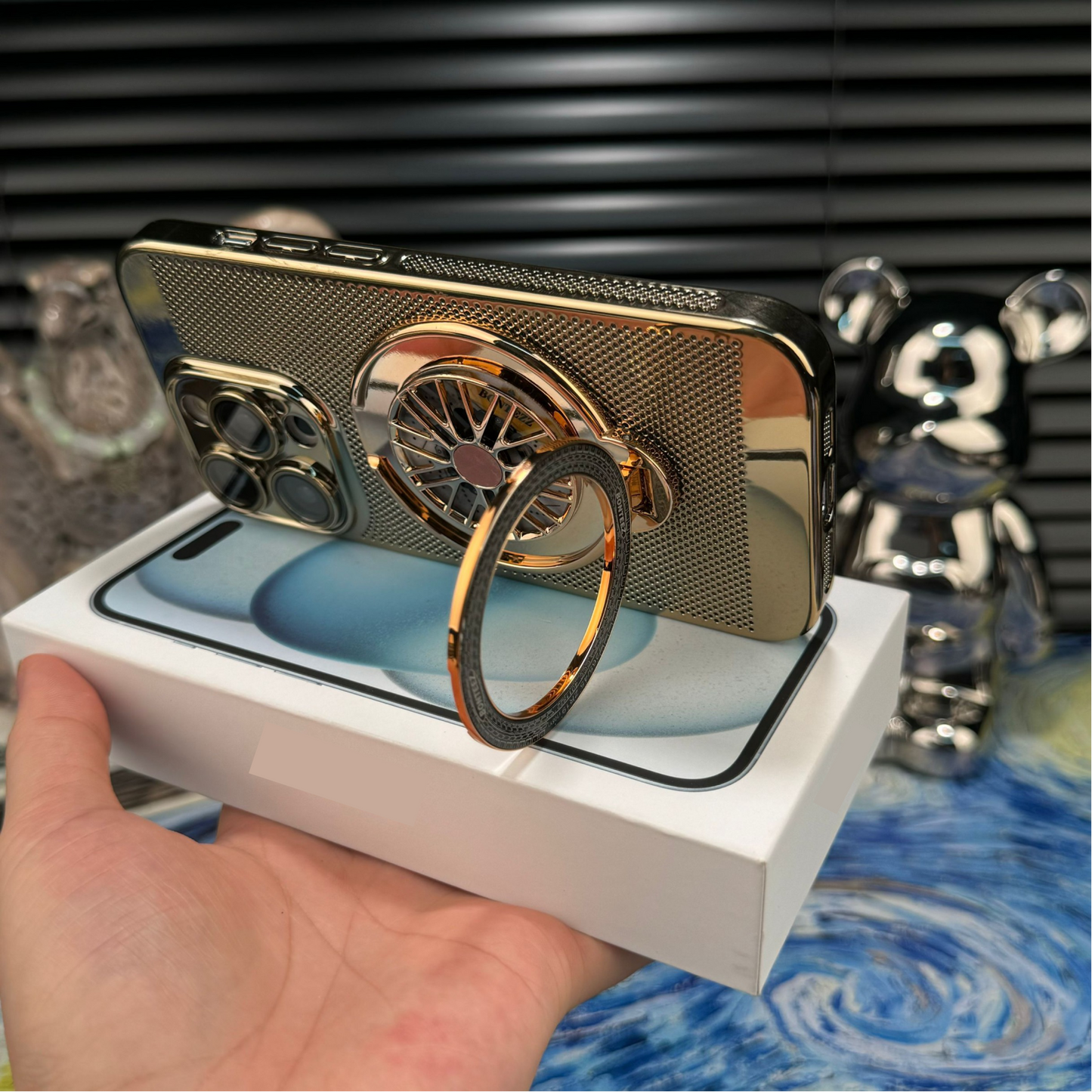 Heat Dissipation Gyro Rotating Magnetic Bracket Phone Case