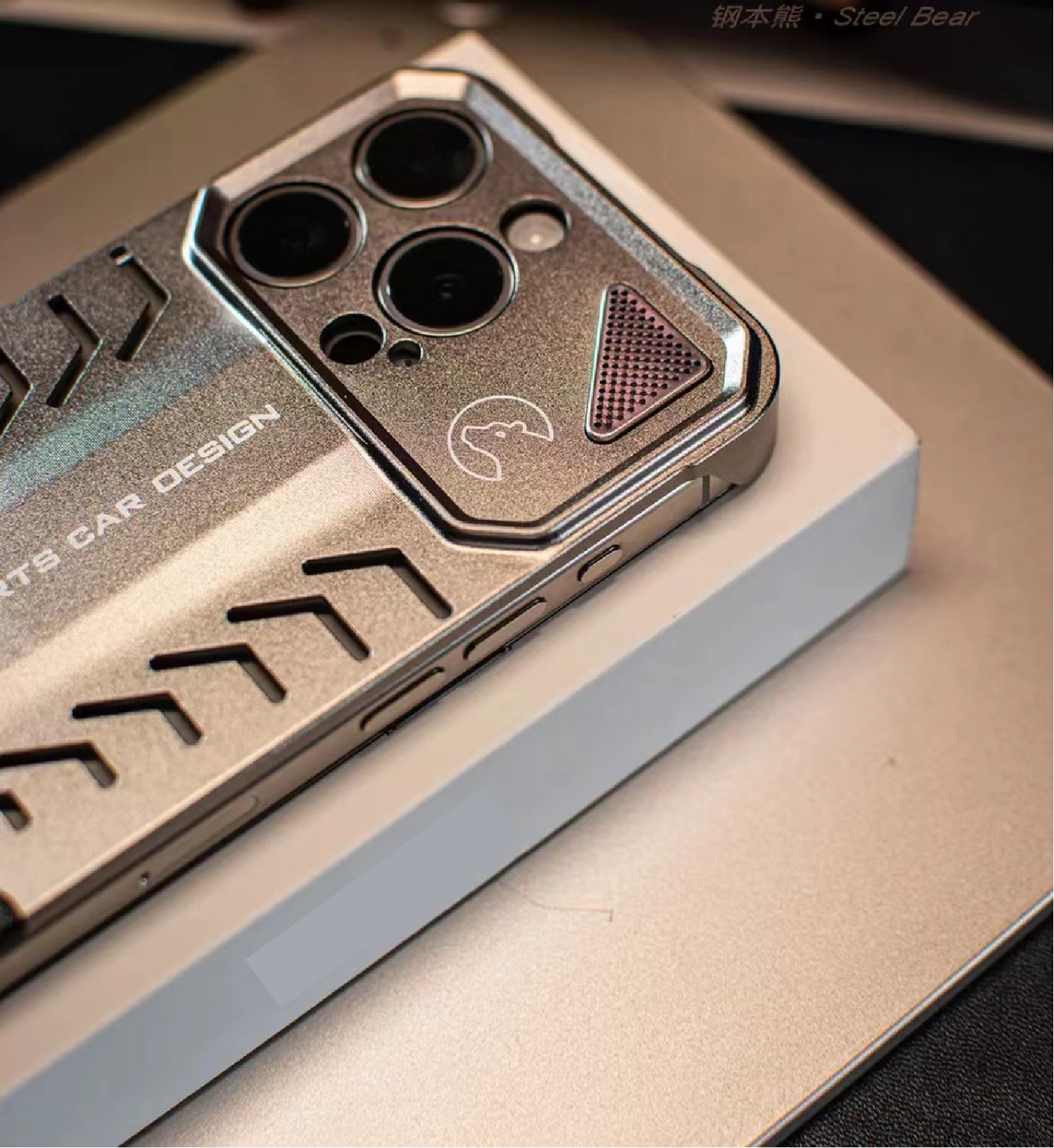 2025 New Supercar Design Metal Heat Dissipation Phone Case