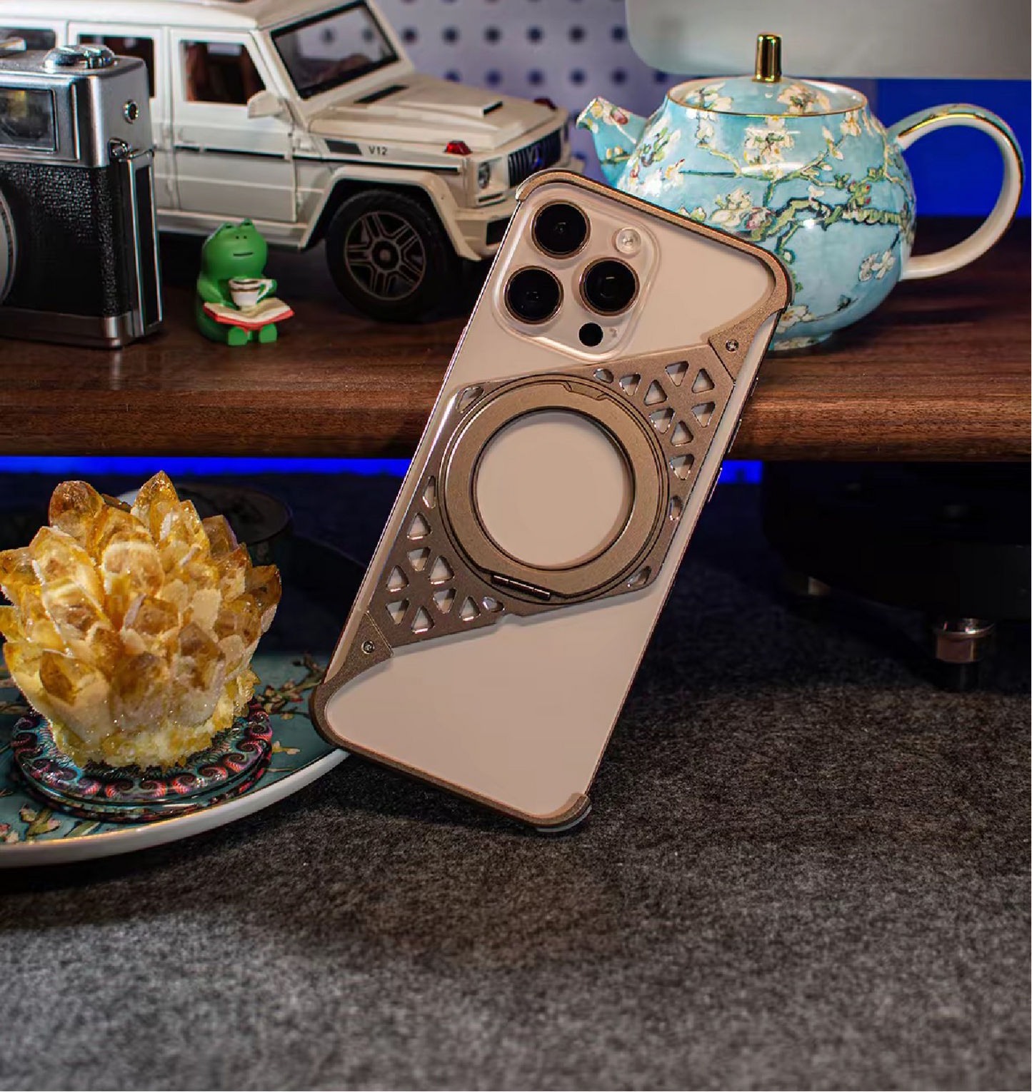 Upgraded Z-shaped Frame Metal Magnetic Phone Case