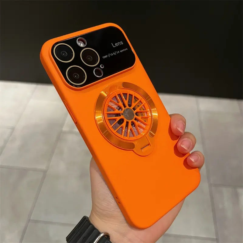 Lens protection rotating gyroscope phone case