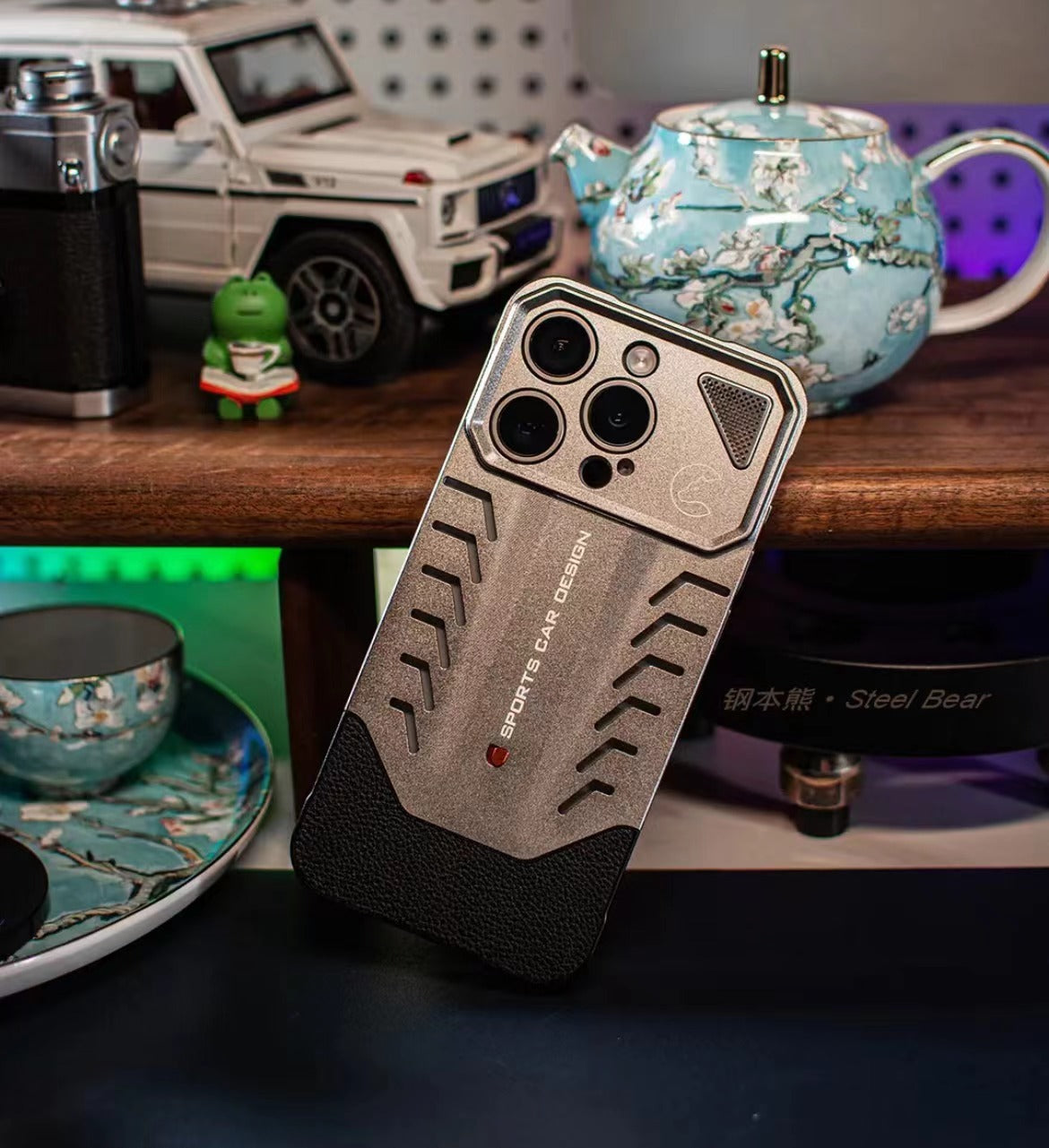 2025 New Supercar Design Metal Heat Dissipation Phone Case