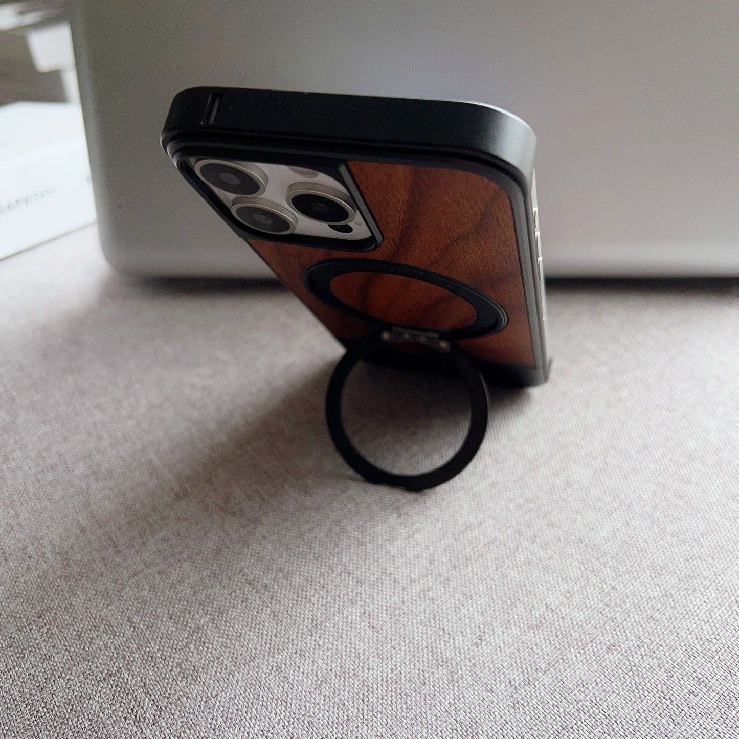 Metal Telescopic Buckle Bracket Magnetic Phone Case