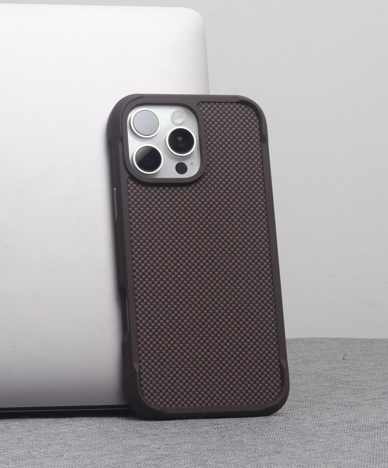 Kevlar Carbon Fiber Leather Anti-Fall Magnetic Phone Case