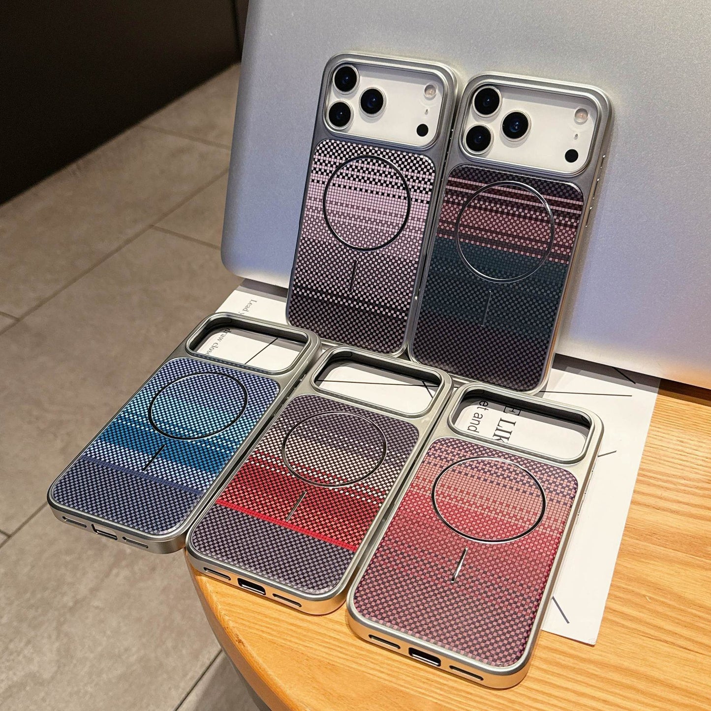 New Large Window Carbon Fiber Pattern Magnetic Phone Case