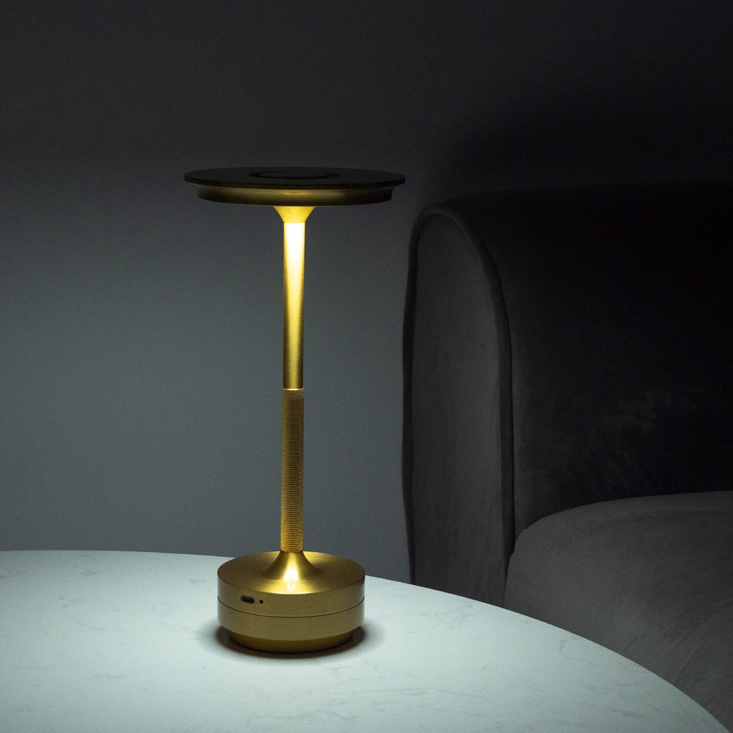 CZBRM™ Metallic Cordless Table Lamp