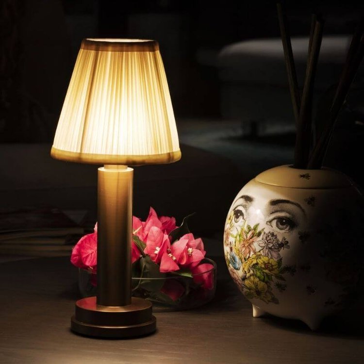 Doku Fabric Table Lamp