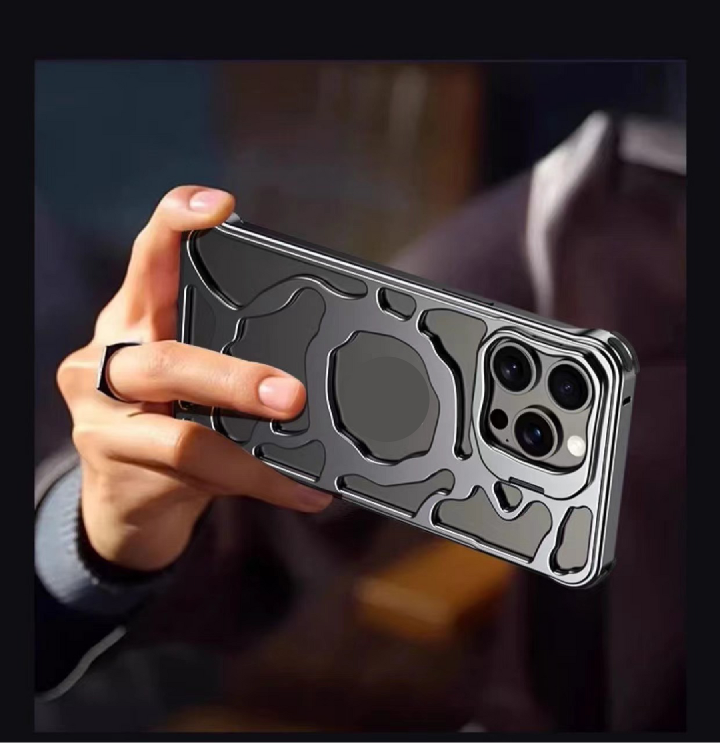 Lucky Cloud Aluminum Alloy Magnetic Stand Phone Case