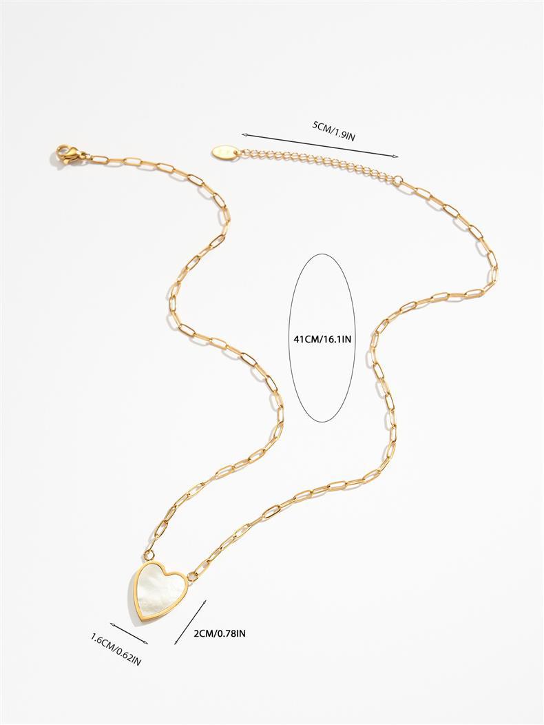 Pelophia Necklace
