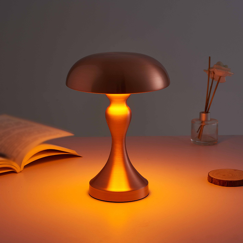 Vezir™ Table Lamp