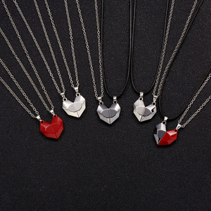 50% Off! Couples Magnetic Heart Pendants (2Pcs)